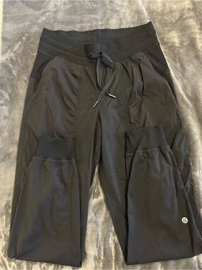 Lululemon Black Studio Pants - size 6